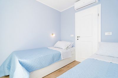 Adorable Seafront Family Villa with Pool Dubrovnik and Peljesac area