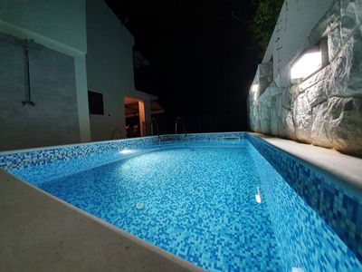 Adorable Seafront Family Villa with Pool Dubrovnik and Peljesac area