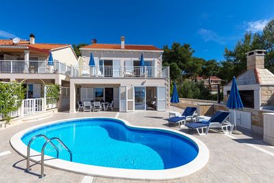 Magnificent Sea View Villa with Pool in Island Brac