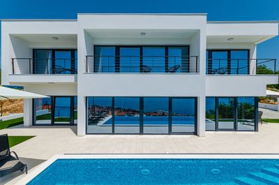 Luxury Sea View Villa with Pool in Crikvenica