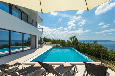 Luxury Sea View Villa with Pool in Crikvenica