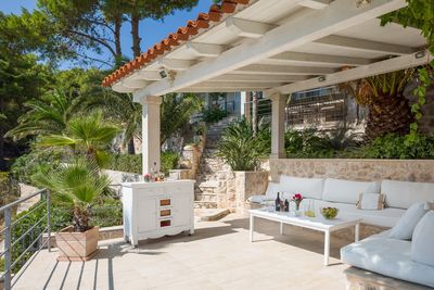 Exclusive Luxury Villa with Private Beach near Town Hvar 