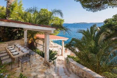 Exclusive Luxury Villa with Private Beach near Town Hvar 