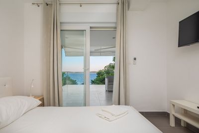Exclusive Luxury Villa with Private Beach near Town Hvar 