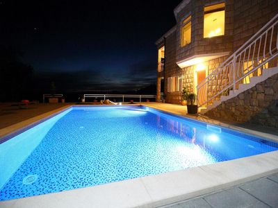 Stone House with Large Yard and Swimming Pool Konavle