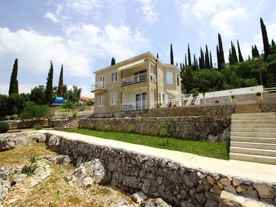 Stone House with Large Yard and Swimming Pool Konavle