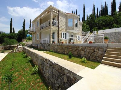 Stone House with Large Yard and Swimming Pool Konavle
