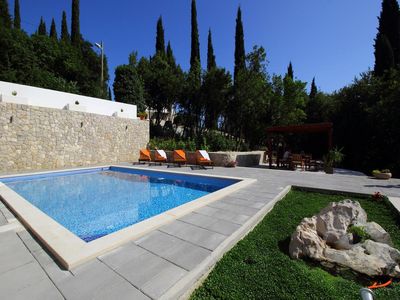 Stone House with Large Yard and Swimming Pool Konavle
