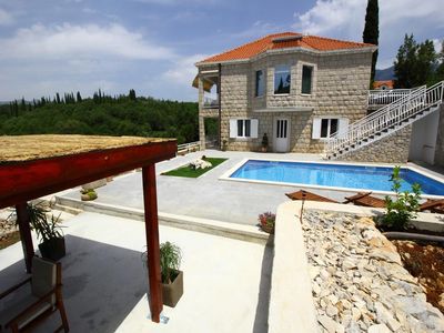 Stone House with Large Yard and Swimming Pool Konavle
