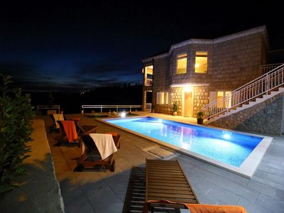 Stone House with Large Yard and Swimming Pool Konavle