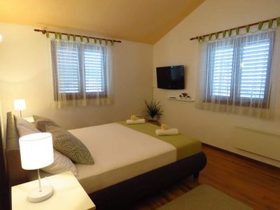 Holiday House with Pool for 10 Guests in Razanj; Rogoznica Riviera