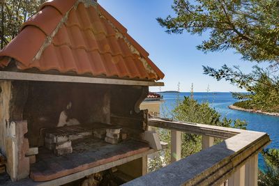 Beautiful Three Bedroom House with Swimming Pool near Trogir