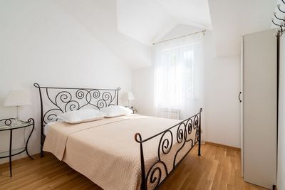 Beautiful Three Bedroom House with Swimming Pool near Trogir