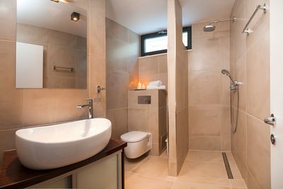 6 Bedroom Luxury Villa with Indoor and Outdoor Pools near Pebble Beach in Ciovo