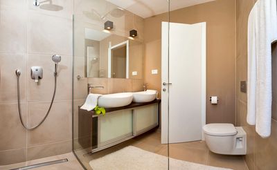 6 Bedroom Luxury Villa with Indoor and Outdoor Pools near Pebble Beach in Ciovo