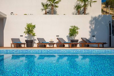 Luxury Villa with Pool in front of the Beach near Vinisce