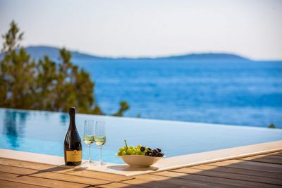 Luxury Villa with Pool in front of the Beach near Vinisce