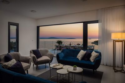 Luxury Villa with Pool in front of the Beach near Vinisce