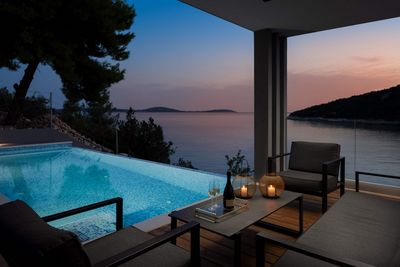Luxury Villa with Pool in front of the Beach near Vinisce