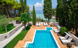 Sensational High Class Property Rental Island Brac Croatia