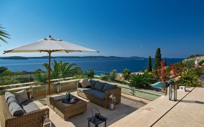 Amazing Luxury 7 Bedroom Villa with Heated Pool in Island Hvar