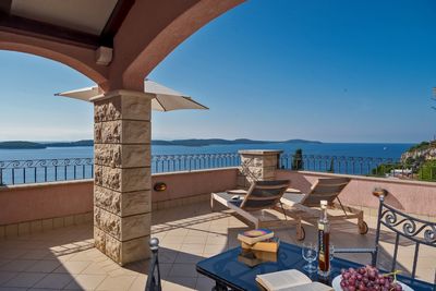 Amazing Luxury 7 Bedroom Villa with Heated Pool in Island Hvar