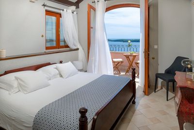 Amazing Luxury 7 Bedroom Villa with Heated Pool in Island Hvar