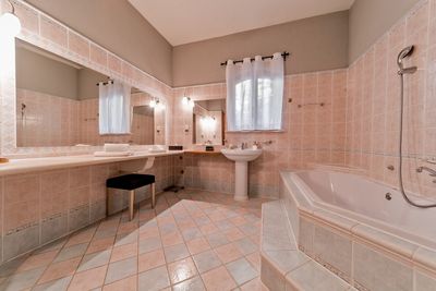 Amazing Luxury 7 Bedroom Villa with Heated Pool in Island Hvar
