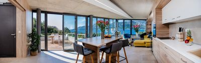Sea View Luxury Villa with Rooftop Heated Pool, Hot tub and Sauna