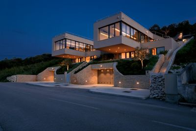 Sea View Luxury Villa with Rooftop Heated Pool, Hot tub, Sauna and gym