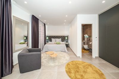 Stylish 7 Bedroom Villa with Pool near Beach in Ciovo near Trogir