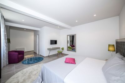 Stylish 7 Bedroom Villa with Pool near Beach in Ciovo near Trogir