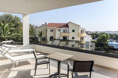Stylish 7 Bedroom Villa with Pool near Beach in Ciovo near Trogir
