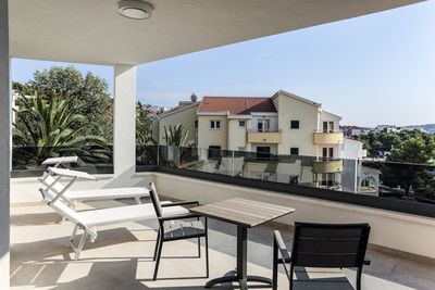 Stylish 7 Bedroom Villa with Pool near Beach in Ciovo near Trogir