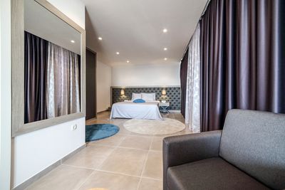 Stylish 7 Bedroom Villa with Pool near Beach in Ciovo near Trogir