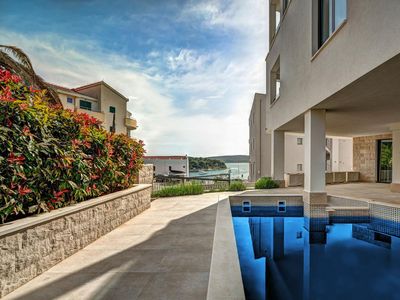 Modern 7 Bedroom Villa with Pool near Beach in Ciovo near Trogir