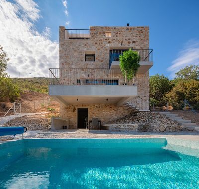 High Class Sea View Villa with Heated Swimming Pool in Vis Croatia