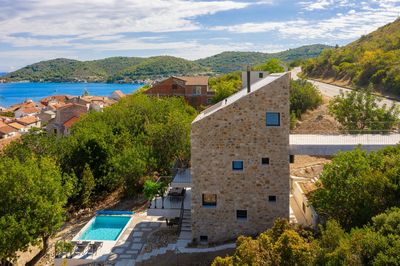 High Class Sea View Villa with Heated Swimming Pool in Vis Croatia