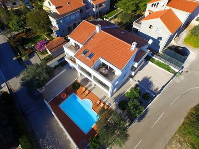 Gorgeous Spacious Villa with Pool and Gym in Zadar