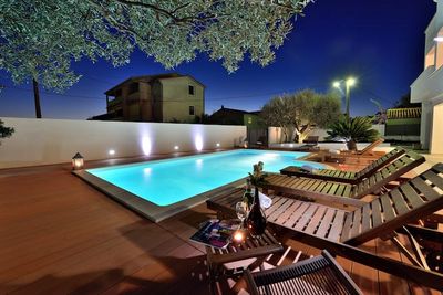 Gorgeous Spacious Villa with Pool and Gym in Zadar