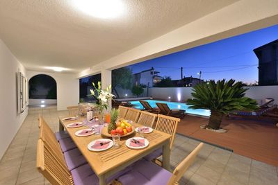 Gorgeous Spacious Villa with Pool and Gym in Zadar