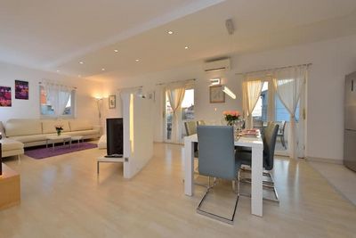 Gorgeous Spacious Villa with Pool and Gym in Zadar