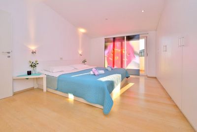 Gorgeous Spacious Villa with Pool and Gym in Zadar