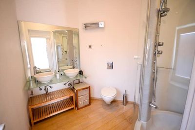 Gorgeous Spacious Villa with Pool and Gym in Zadar