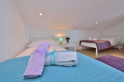 Gorgeous Spacious Villa with Pool and Gym in Zadar