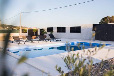 Charming 3 Bedroom Villa positioned by the River near Zadar