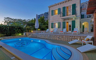 Luxuriously Equipped Villa with Private Heated Pool Makarska
