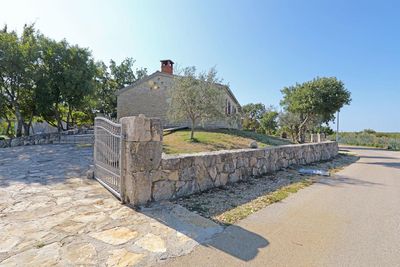 Countryside Holiday Villa with Swimming Pool in Zadar Area