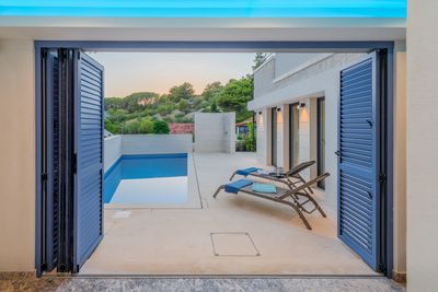 Modern 3 Bedroom Villa with Pool in Milna Island Brac