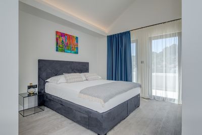 Modern 3 Bedroom Villa with Pool in Milna Island Brac